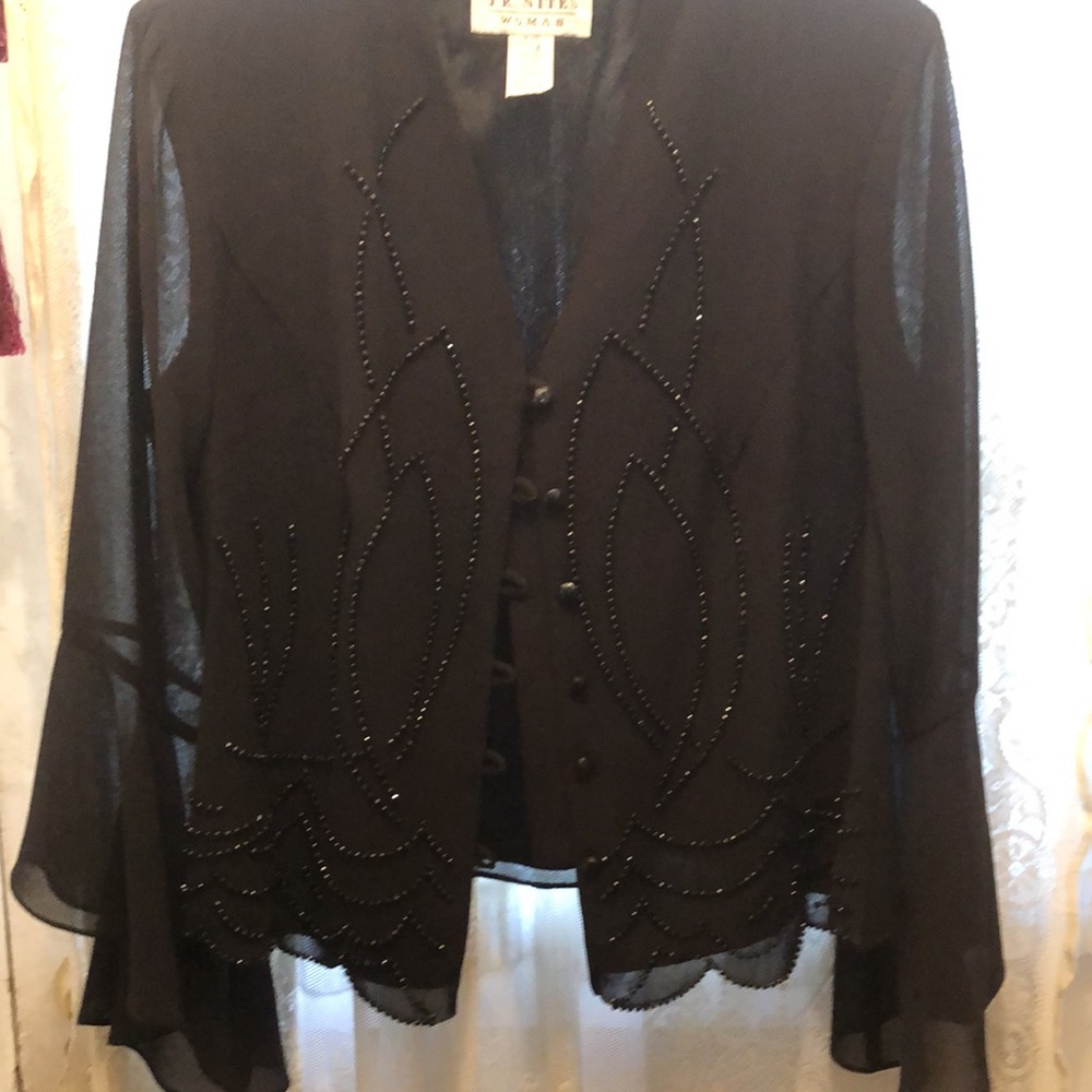 J.R. NITES-WOMAN/BEAUTIFUL BLACK CHIFFON AFT 5 JKT
